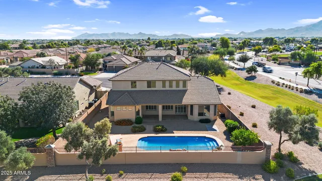 $865,000 | 3586 East Riopelle Court, Gilbert, AZ 85298