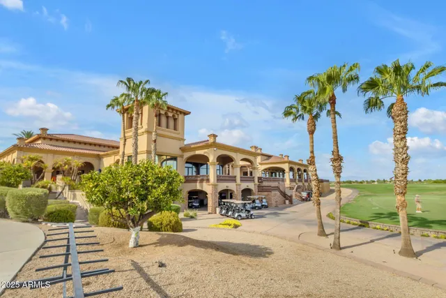 $865,000 | 3586 East Riopelle Court, Gilbert, AZ 85298