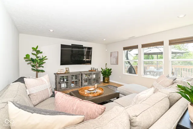 $374,900 | 8648 Fawn Way, McCordsville, IN 46055