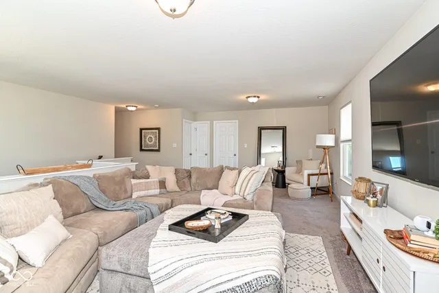 $374,900 | 8648 Fawn Way, McCordsville, IN 46055