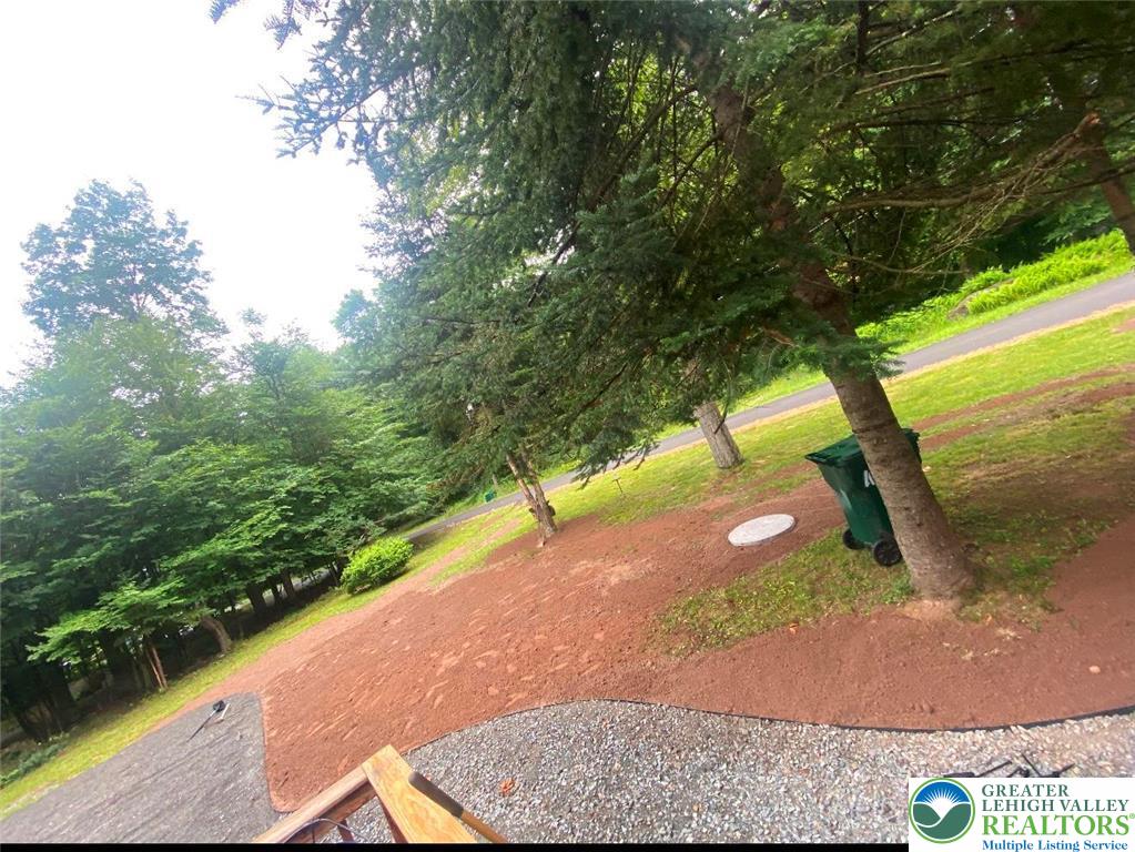 9379 Fairmount Way Tobyhanna, PA 18466 - Photo 2 of 33