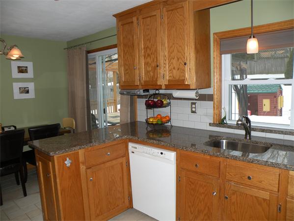 6 Springbrook Road Auburn, MA 01501 - Photo 6 of 27 Gallery Image 6