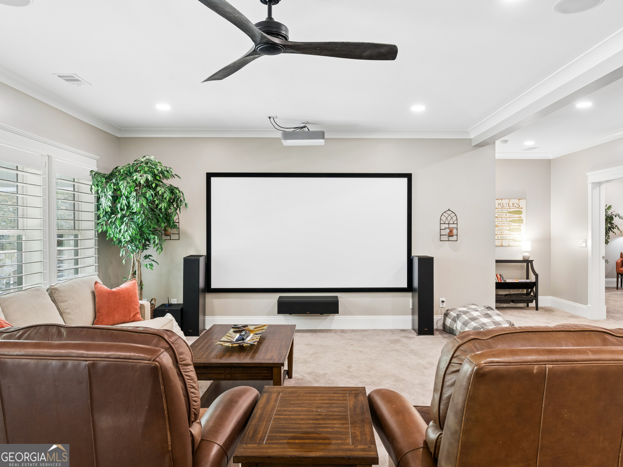 143 Carlota Way Hartwell, GA 30643 - Photo 21 of 48 a living room with furniture