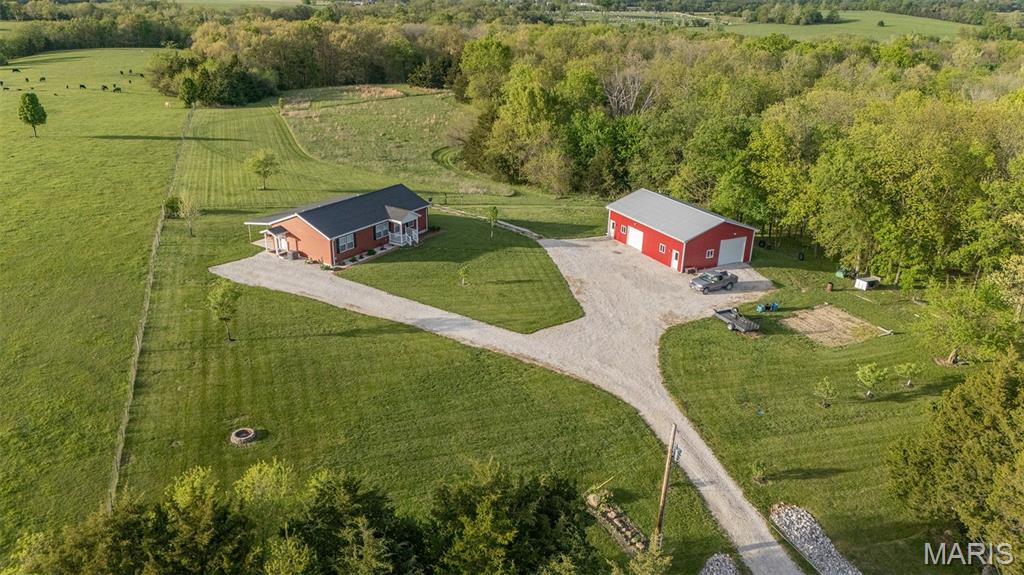 42046 Indiana Lane Perry, MO 63462 - Photo 1 of 67