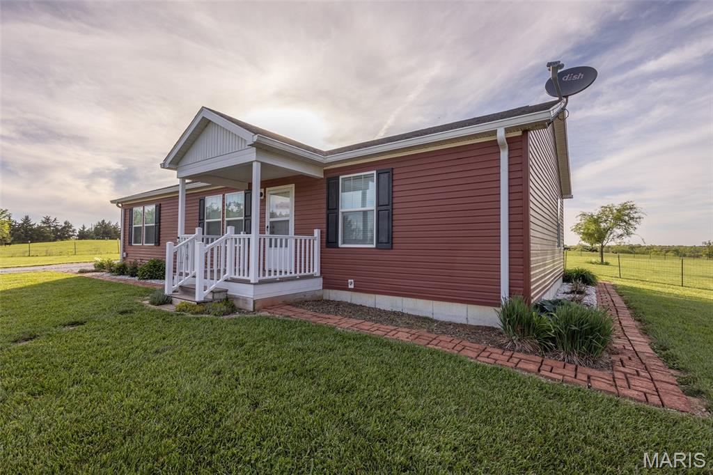 42046 Indiana Lane Perry, MO 63462 - Photo 23 of 67