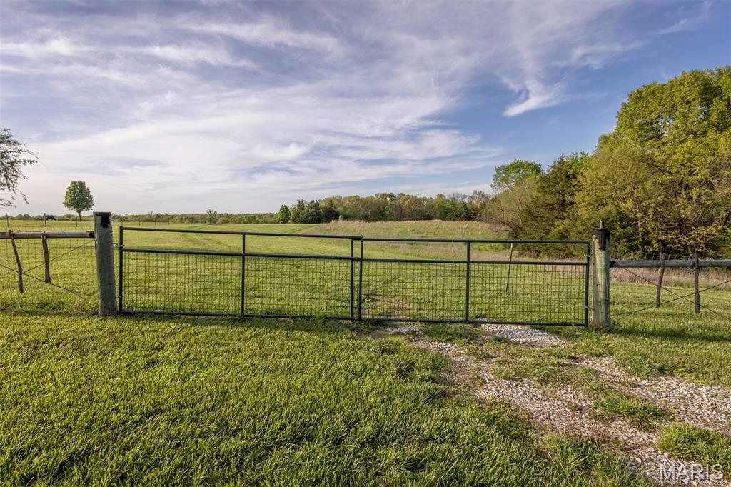 42046 Indiana Lane Perry, MO 63462 - Photo 25 of 67