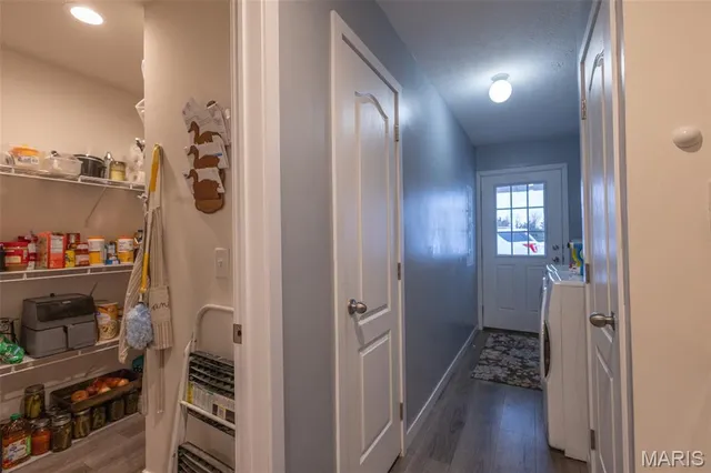 $380,000 | 42046 Indiana Lane, Perry, MO 63462