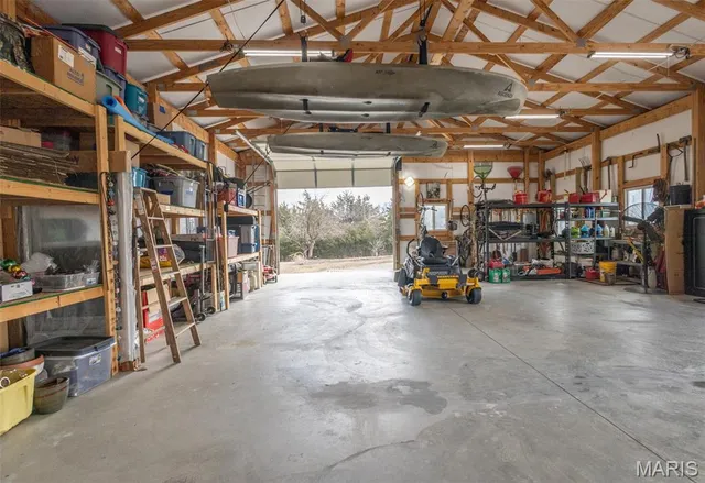 $380,000 | 42046 Indiana Lane, Perry, MO 63462