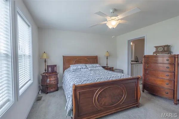 $380,000 | 42046 Indiana Lane, Perry, MO 63462