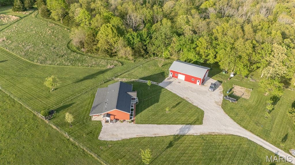 42046 Indiana Lane Perry, MO 63462 - Photo 8 of 67