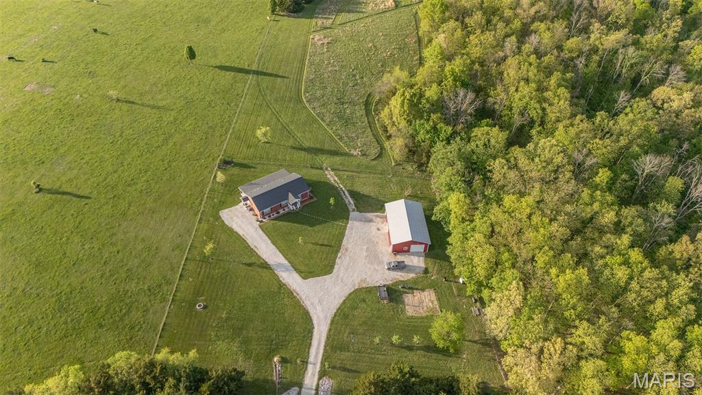 42046 Indiana Lane Perry, MO 63462 - Photo 9 of 67