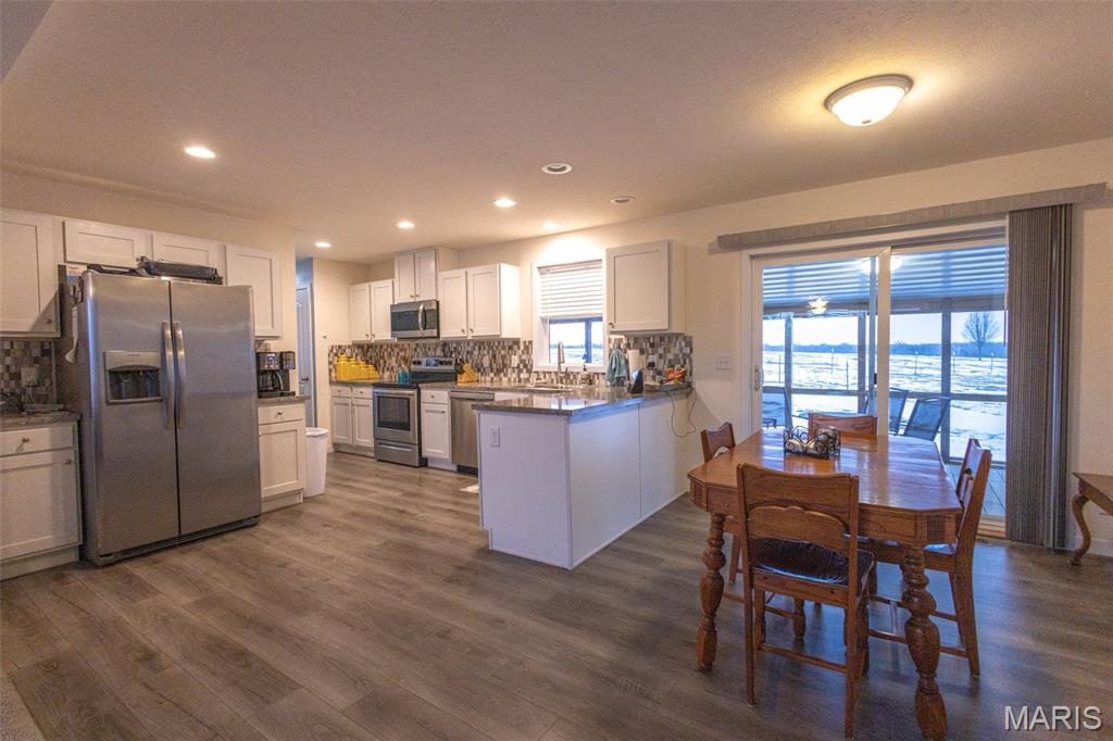 42046 Indiana Lane Perry, MO 63462 - Photo 9 of 65