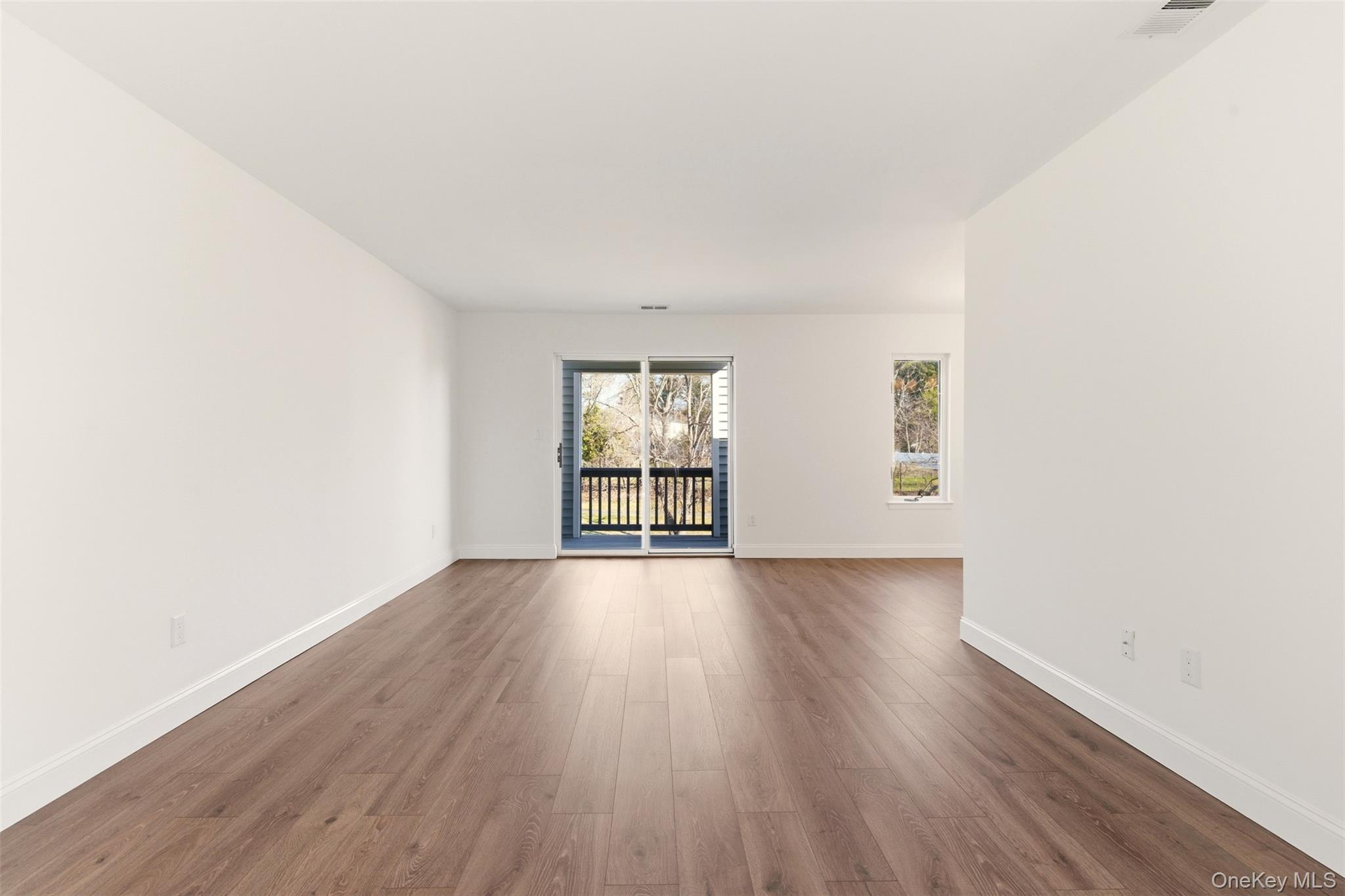 909 Fenway Road St. James, NY 11780 - Photo 7 of 34