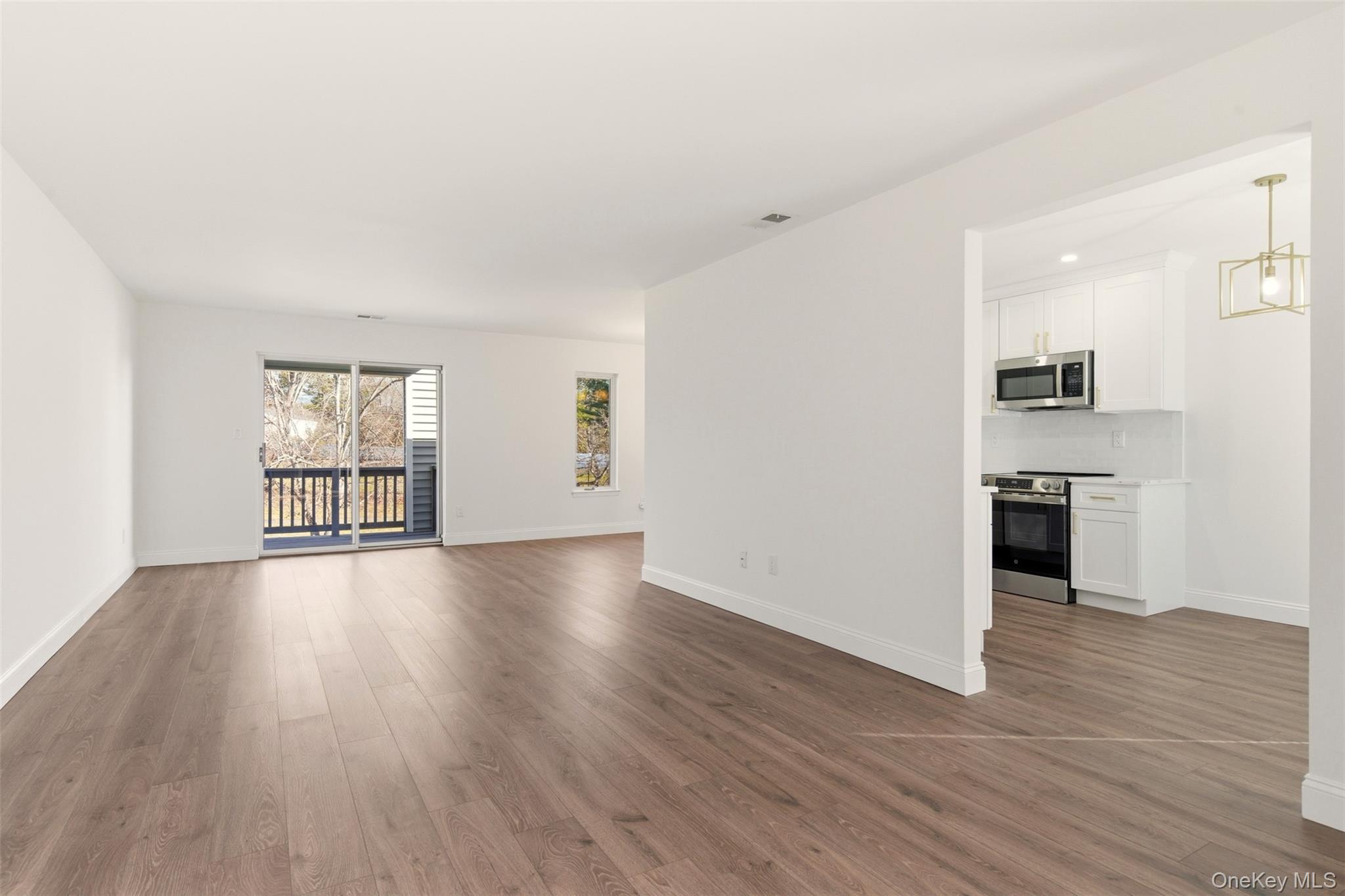 909 Fenway Road St. James, NY 11780 - Photo 8 of 34