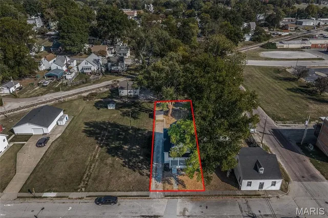 $139,000 | 928 South High Street, Belleville, IL 62220