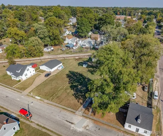 $139,000 | 928 South High Street, Belleville, IL 62220