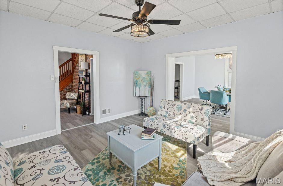 928 South High Street Belleville, IL 62220 - Photo 5 of 31