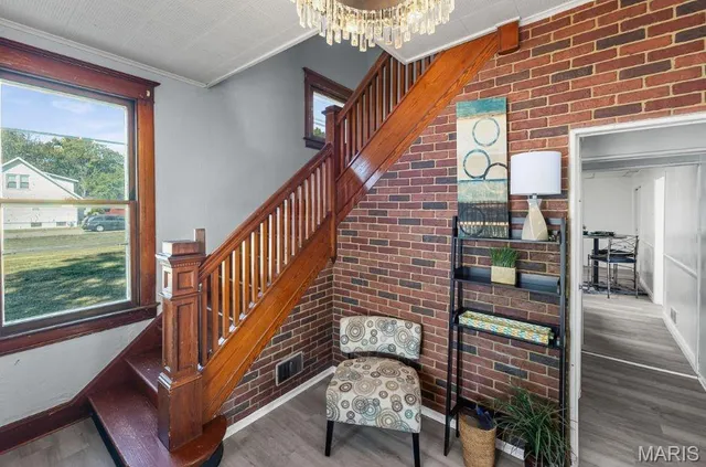 $139,000 | 928 South High Street, Belleville, IL 62220