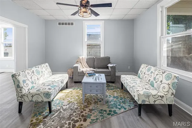 $139,000 | 928 South High Street, Belleville, IL 62220