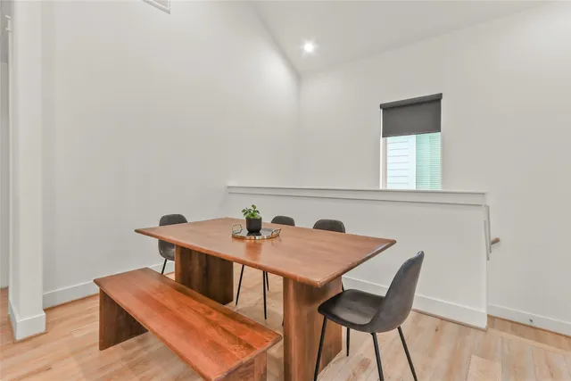 a view of a workspace with furniture