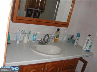 14 Overhill Road Stratford, NJ 08084 - Photo 6 of 12