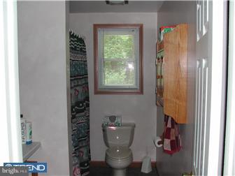 14 Overhill Road Stratford, NJ 08084 - Photo 7 of 12
