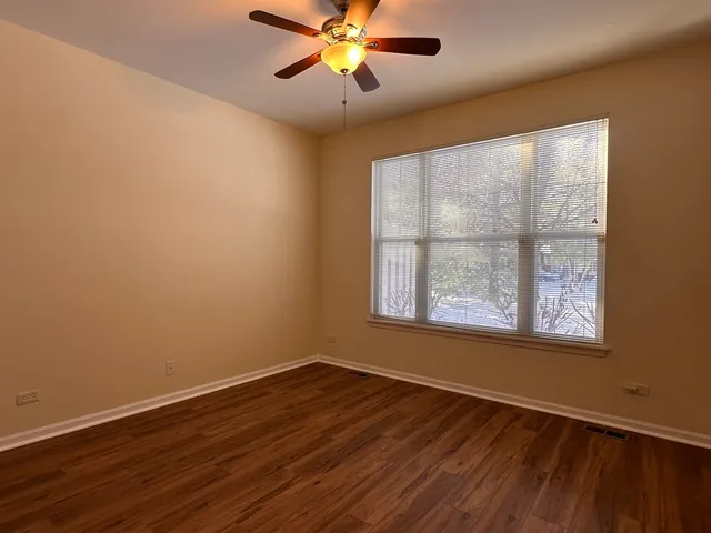 $3,000 | 437 Pine Lake Circle, Vernon Hills, IL 60061