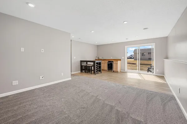 $425,000 | 423 Eagle Street Northwest, Isanti, MN 55040