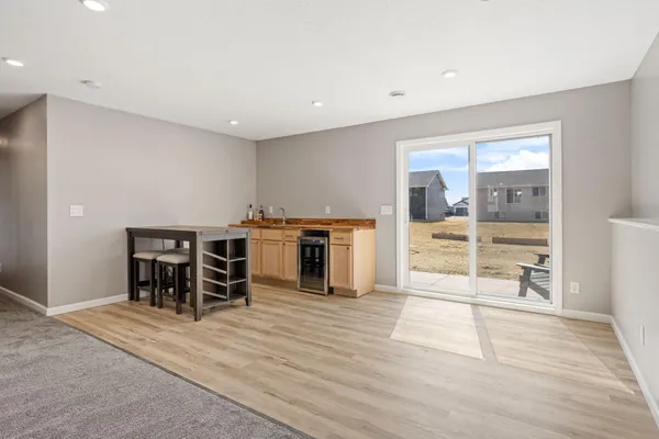 $425,000 | 423 Eagle Street Northwest, Isanti, MN 55040