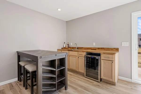 $425,000 | 423 Eagle Street Northwest, Isanti, MN 55040