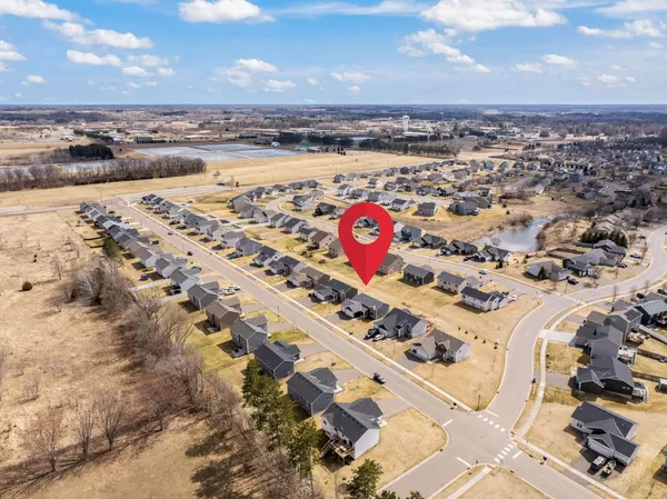 $425,000 | 423 Eagle Street Northwest, Isanti, MN 55040