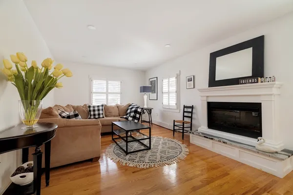 $1,149,900 | 106 Elm Street, Stoneham, MA 02180