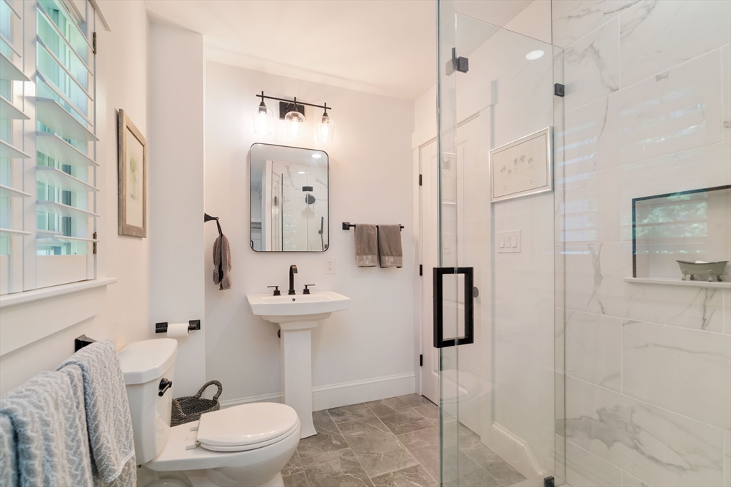 106 Elm Street Stoneham, MA 02180 - Photo 15 of 41