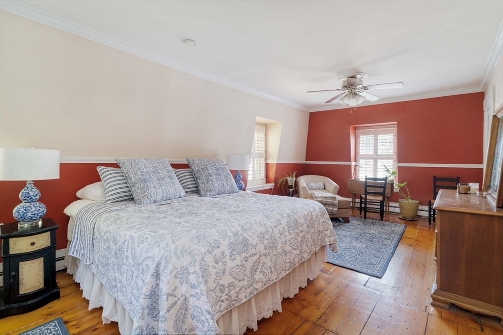 106 Elm Street Stoneham, MA 02180 - Photo 22 of 41