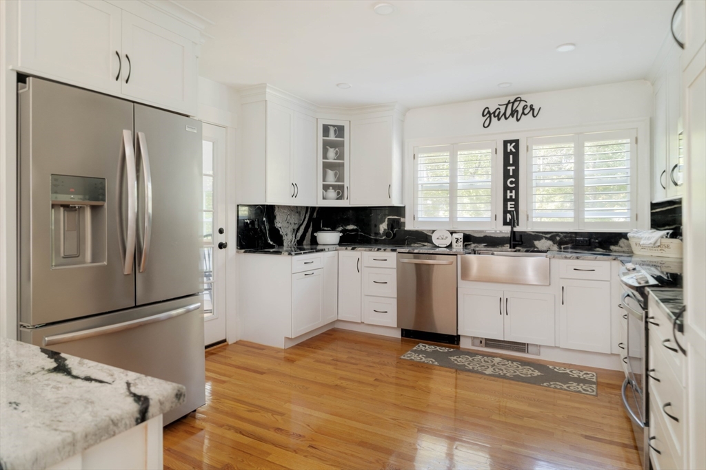 106 Elm Street Stoneham, MA 02180 - Photo 3 of 41