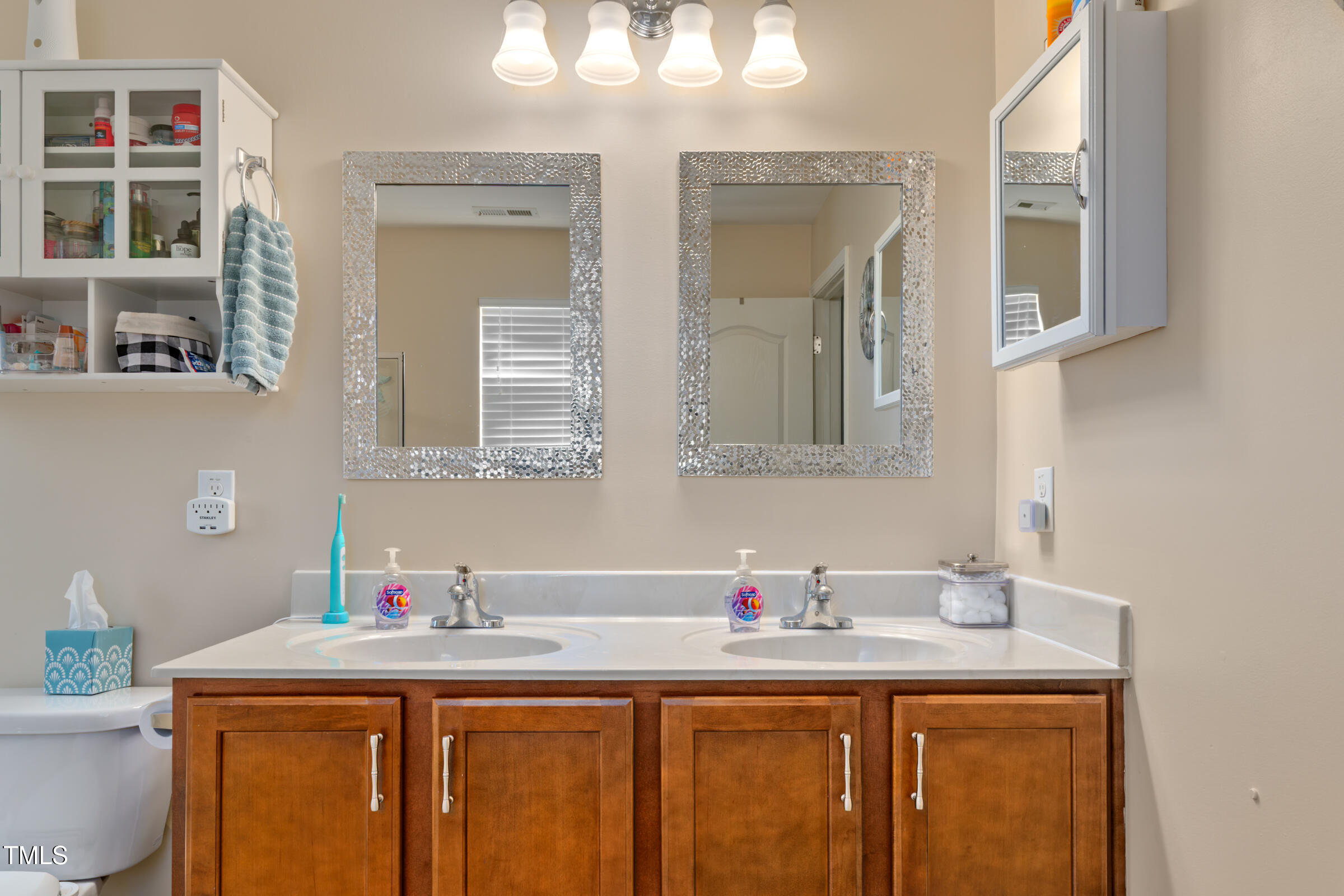 138 Daneborg Road Durham, NC 27703 - Photo 21 of 42 138 Daneborg Rd 13 DeLynda Cook