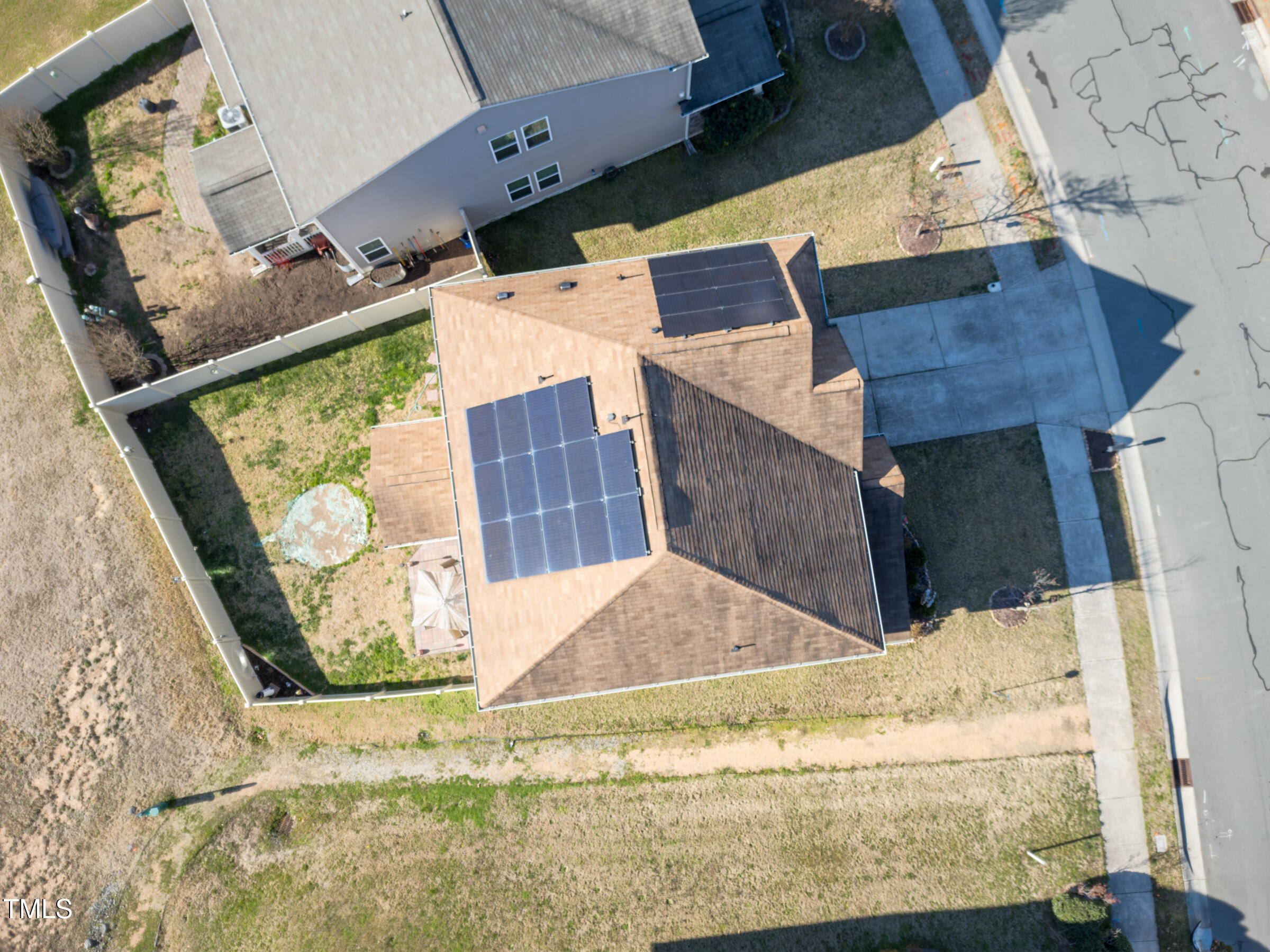 138 Daneborg Road Durham, NC 27703 - Photo 24 of 42 138 Daneborg Rd 03 DeLynda Cook