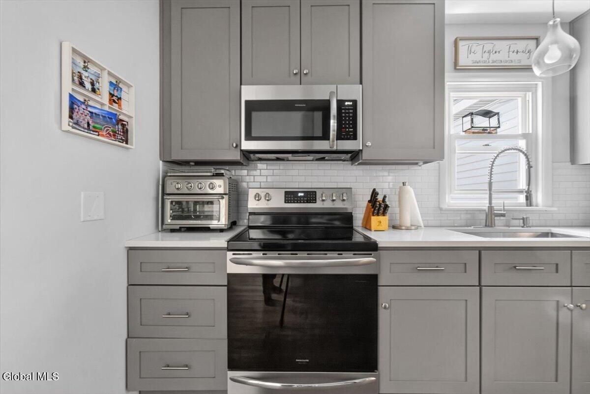 7 Jenkins Road Ballston, NY 12027 - Photo 6 of 35 10-DSC05754