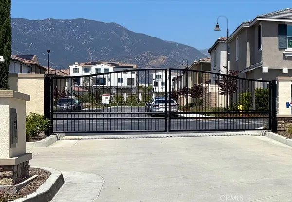 $3,300 | 2113 Crescent Moon, Upland, CA 91786