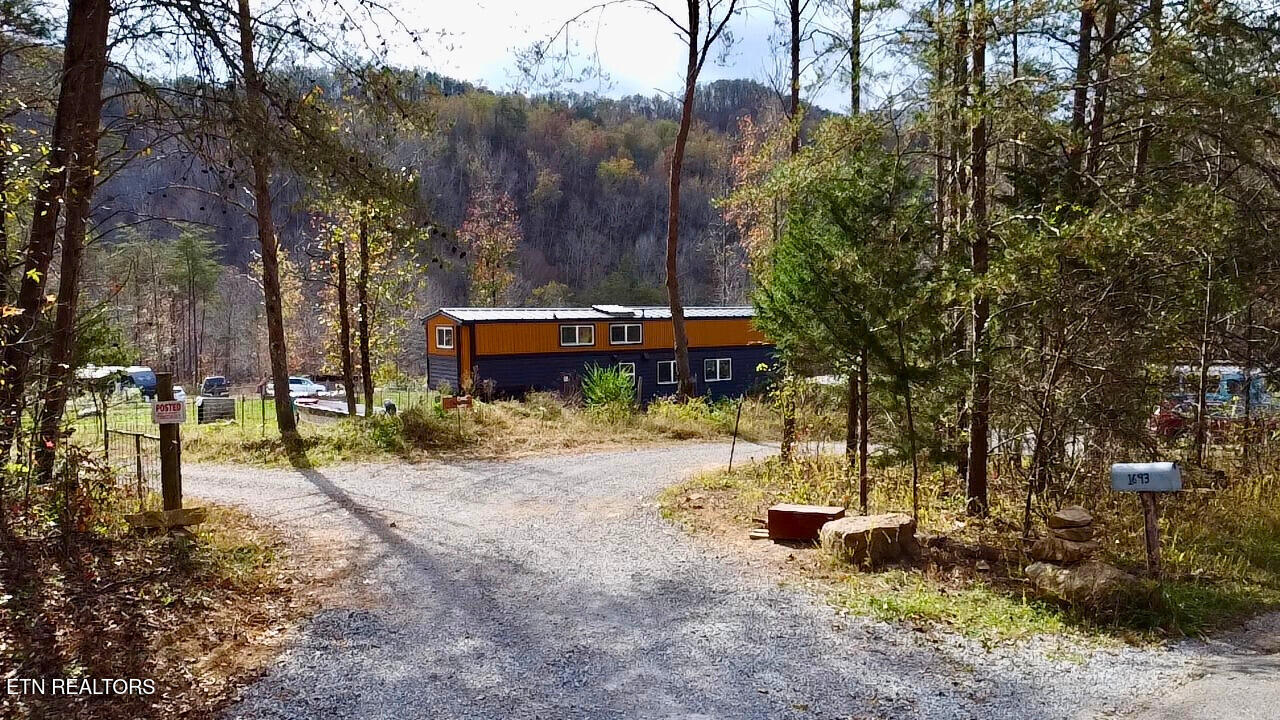 1693 Steve Brown Road Bean Station, TN 37708 - Photo 10 of 36 Front Drive