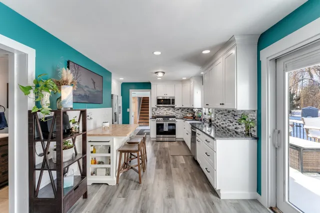 $738,500 | 909 Dorset Street, South Burlington, VT 05403