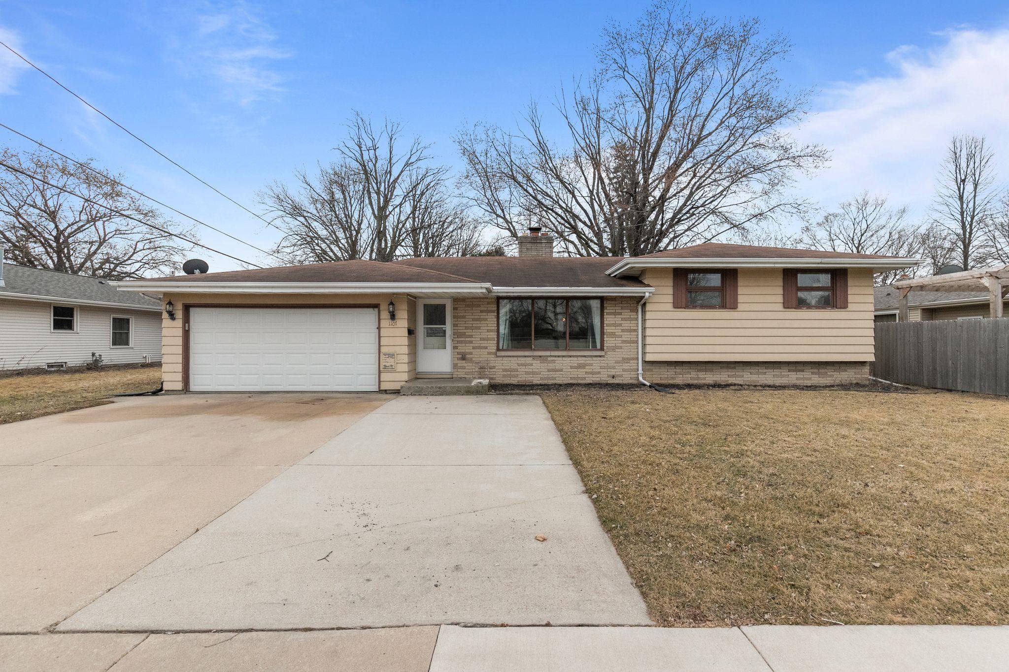 1107 East Calumet Street Appleton, WI 54915 - Photo 1 of 1 Gallery Image 1