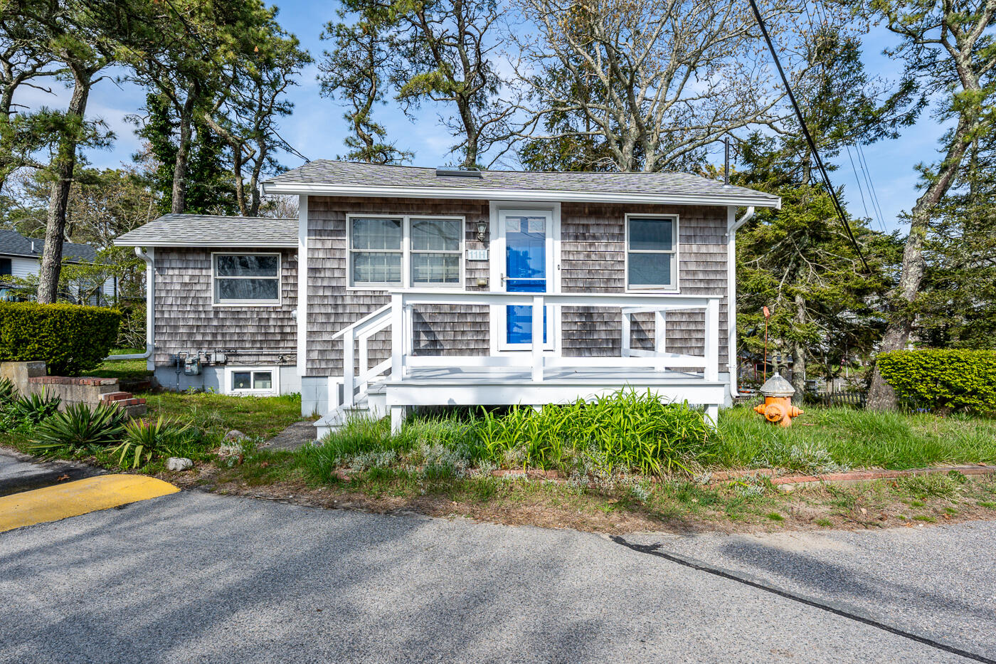 11 Windy Road, Unit H Buzzards Bay, MA 02532 - Photo 1 of 30 front4