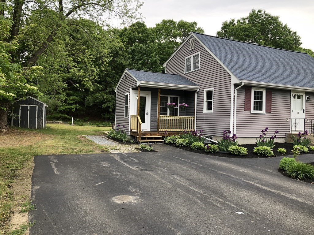 39 Chisholm Road Stoughton, MA 02072 - Photo 3 of 22 Gallery Image 3