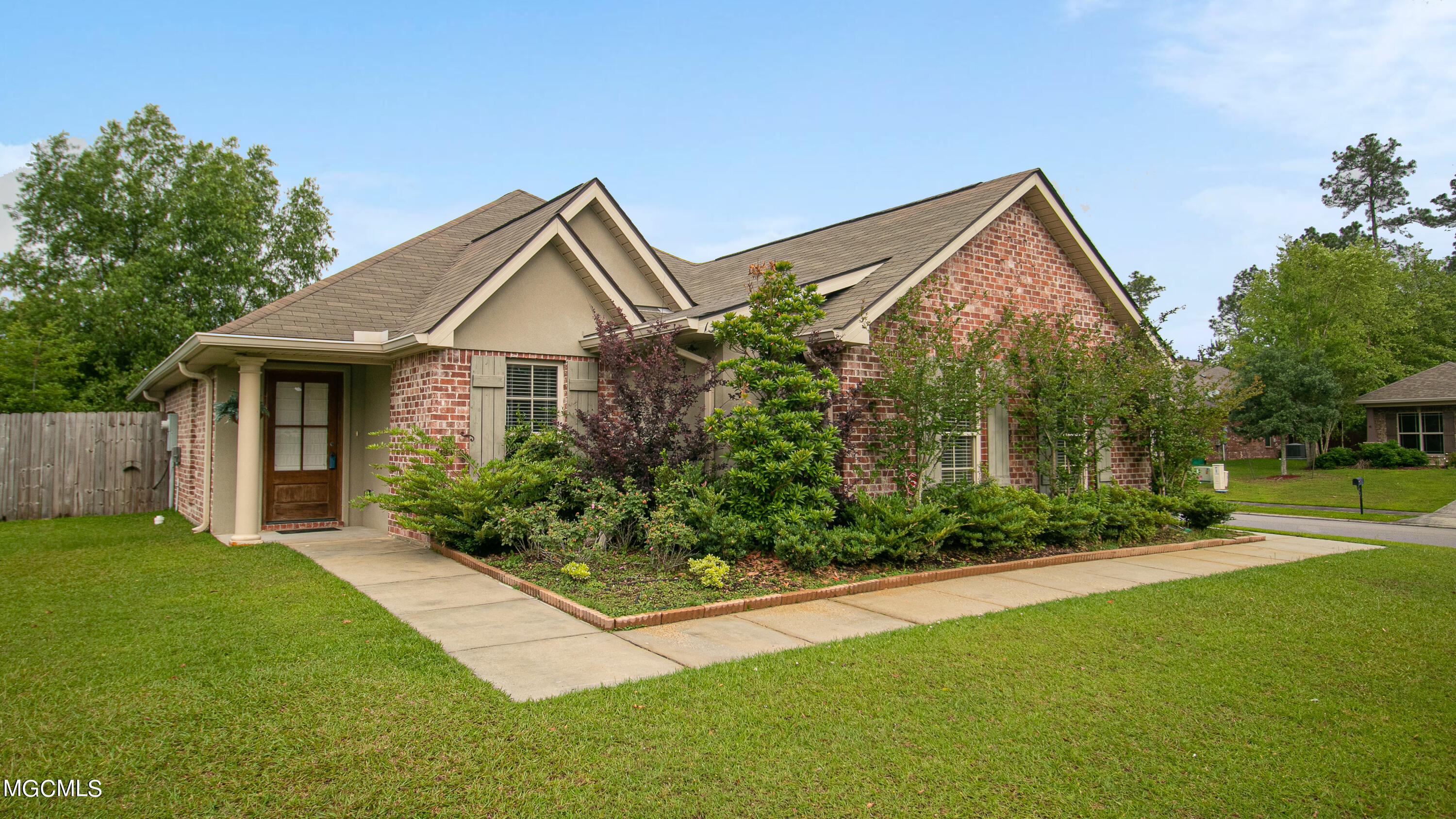 13739 Ridgehaven Way Gulfport, MS 39503 - Photo 1 of 19 Ridgehaven Way-100