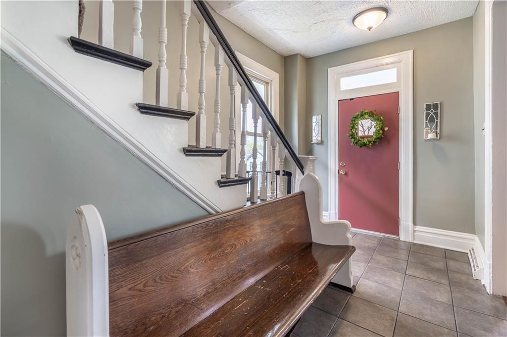 154 Oak Spring Road Canonsburg, PA 15317 - Photo 3 of 24 Gallery Image 3