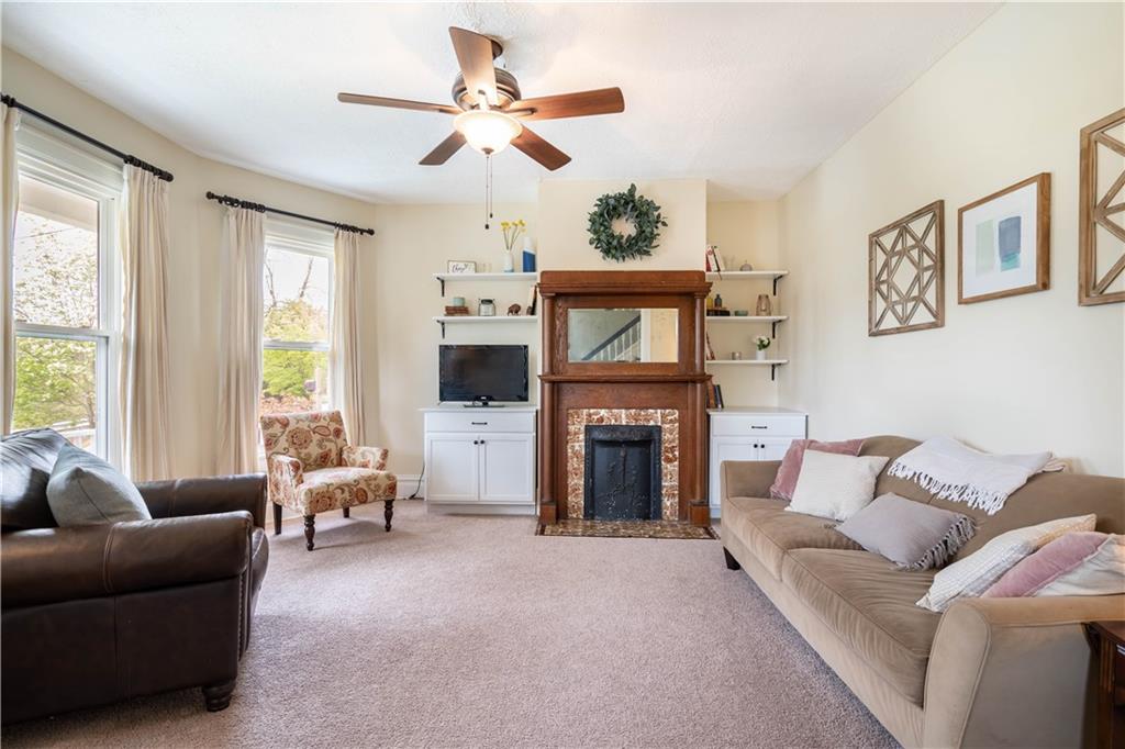 154 Oak Spring Road Canonsburg, PA 15317 - Photo 5 of 24 Gallery Image 5