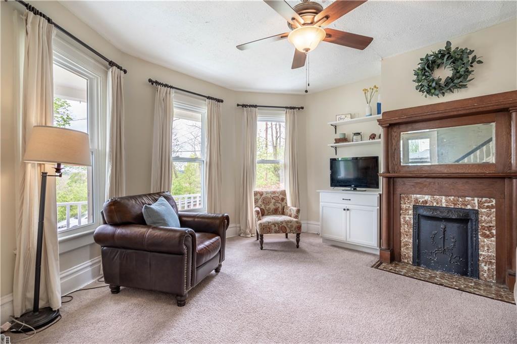 154 Oak Spring Road Canonsburg, PA 15317 - Photo 6 of 24 Gallery Image 6
