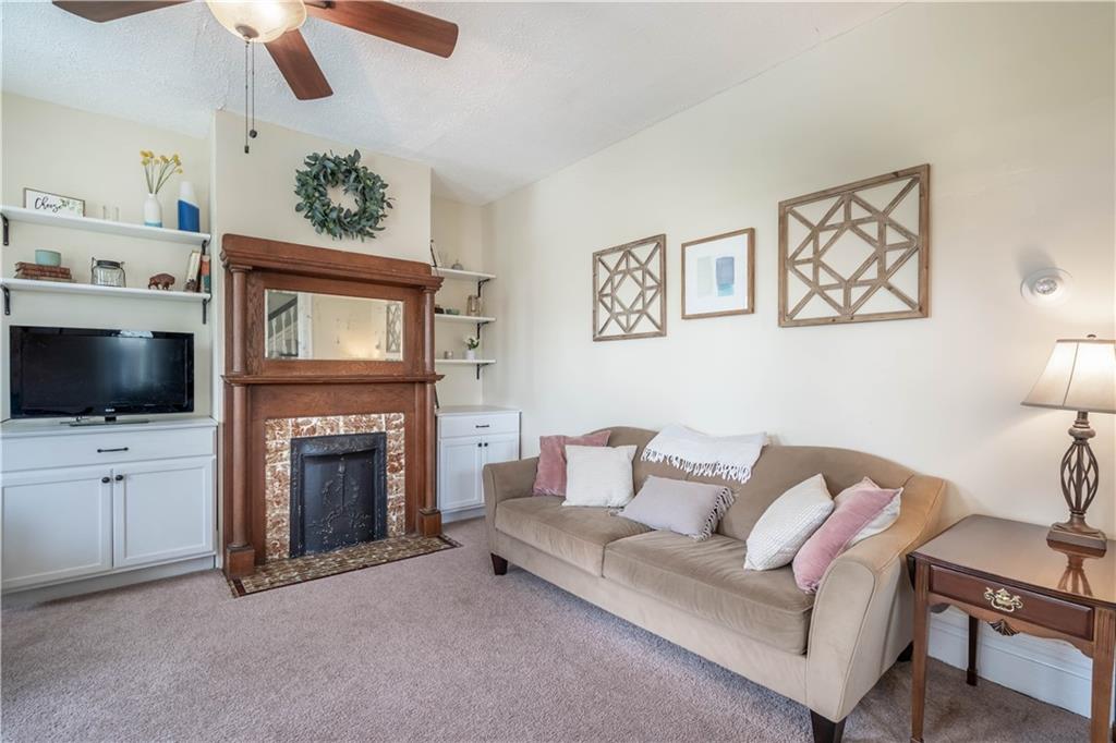 154 Oak Spring Road Canonsburg, PA 15317 - Photo 7 of 24 Gallery Image 7