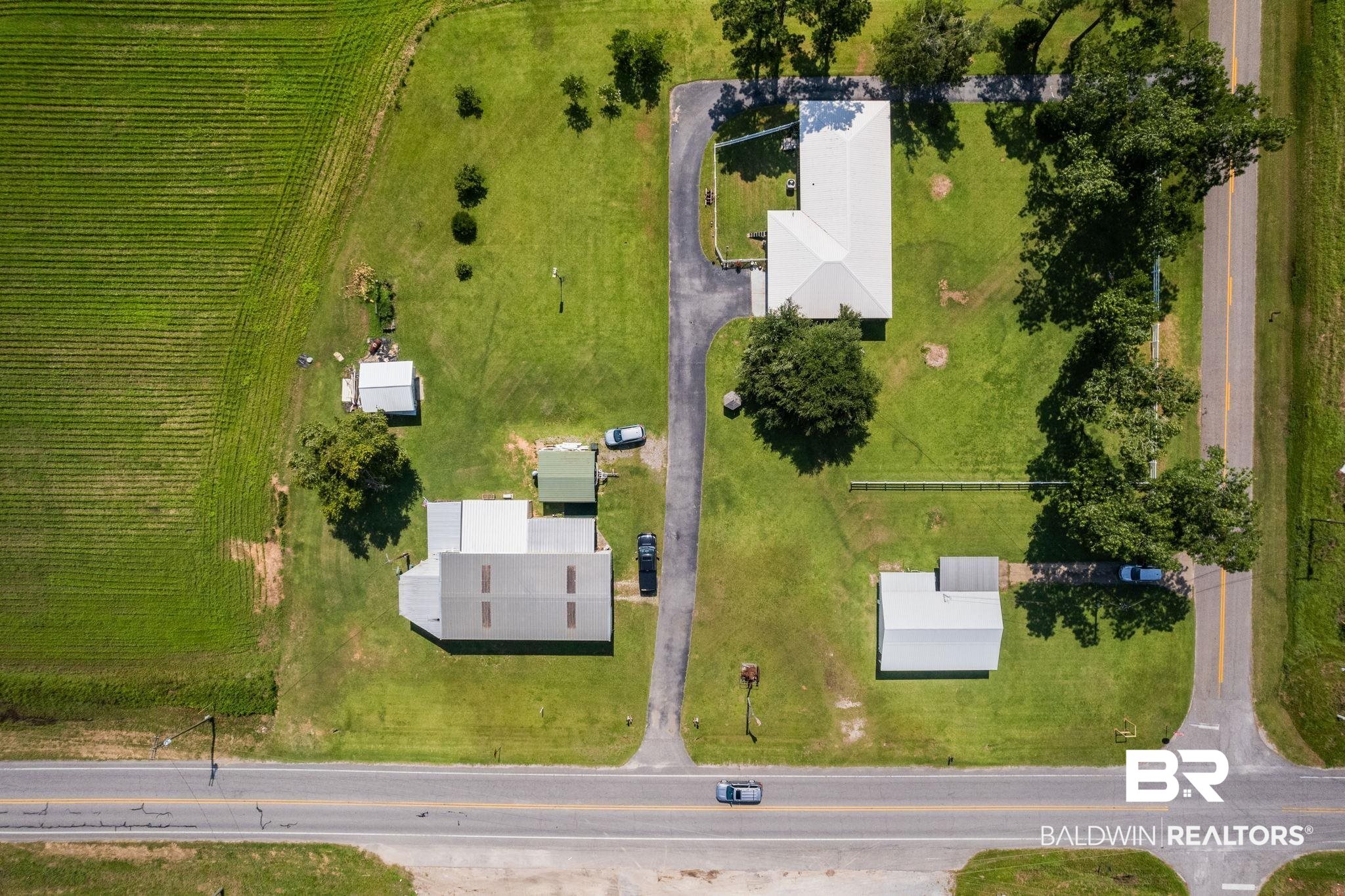 13643 County Road 3 Fairhope, AL 36532 - Photo 4 of 50 3bed/2bath house, 2bed/1bath apartment and shop